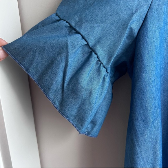 5/$25 Plus size 2X Women's Denim Embroidered Top, Ruffle Sleeves, Floral - Picture 4 of 7